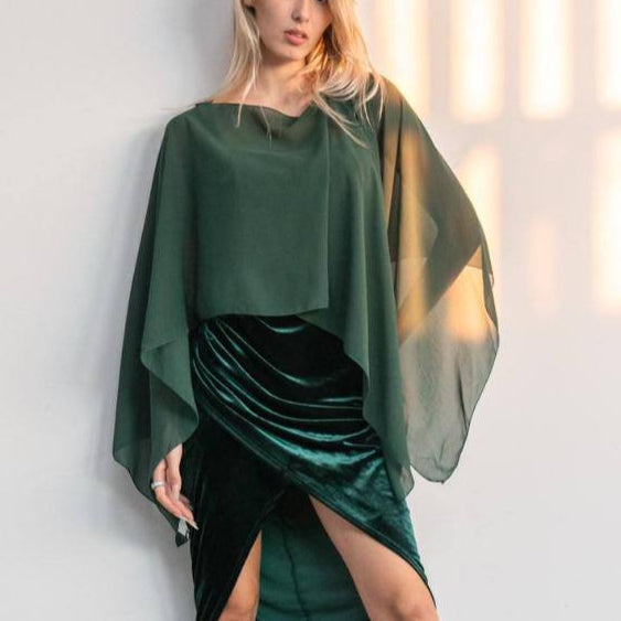 Capa verde oliva – Elegancia ligera 🌿