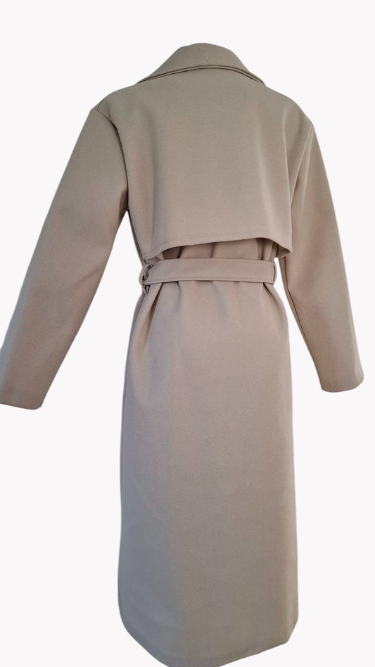 🤍 Abrigo Largo de Paño Blanco Perla con Cinturón