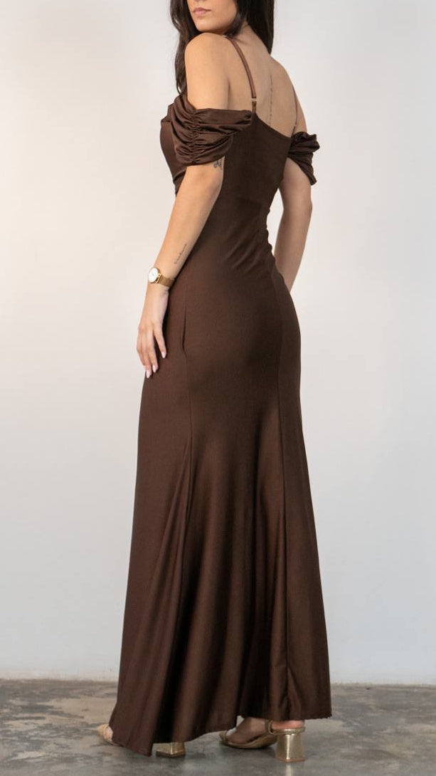 ✨ Robe drapée en satin taupe ✨ Boucles dorées 3 couleurs