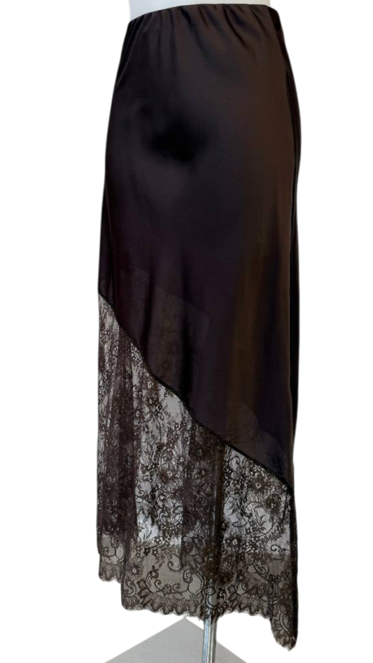 Falda Satinada con Encaje