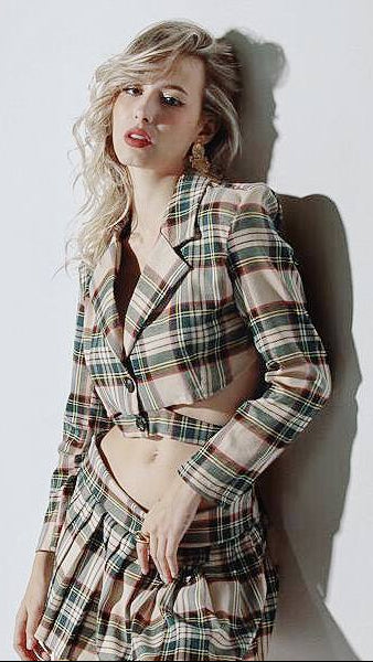 Blazer de Cuadros con Cinturón – Talla Única (S a M)