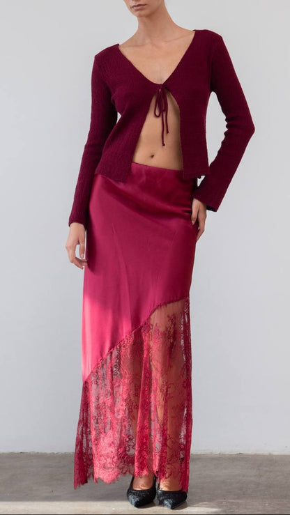 Jupe en satin avec dentelle