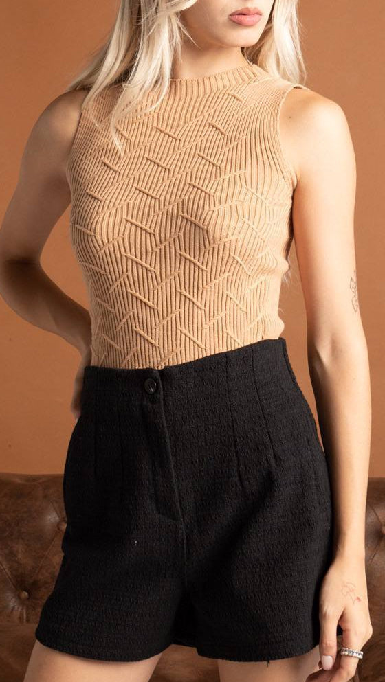 🔹 Top Geométrico Fit · Sin mangas