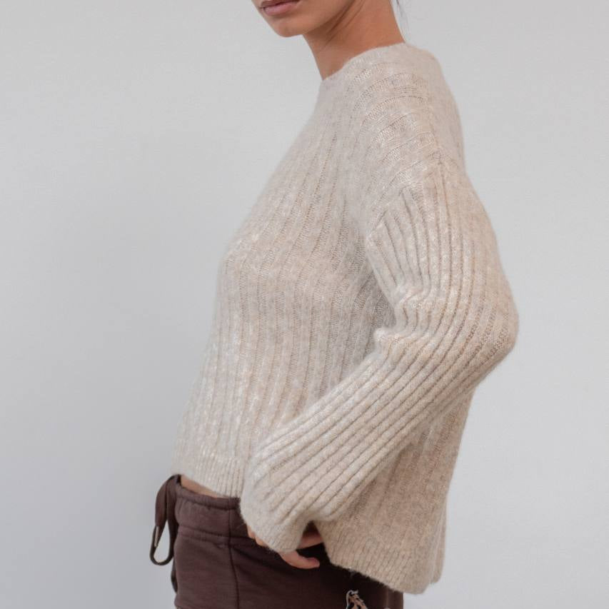 Jersey Viral de Lana Alpaca · Soft & Clean 🐑🖤