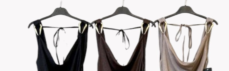 ✨ Robe drapée en satin taupe ✨ Boucles dorées 3 couleurs