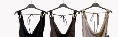 ✨ Robe drapée en satin taupe ✨ Boucles dorées 3 couleurs