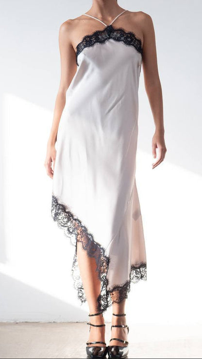 💋 Robe nuisette en satin et dentelle · 4 couleurs