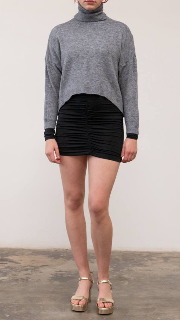 Jersey Cropped Cuello Alto · 5 Colores