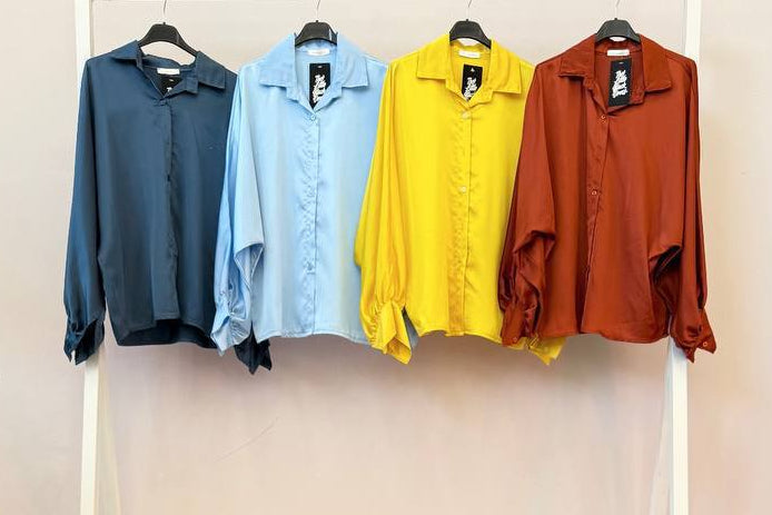 Blusa Satinada Luz de Atelier · 4 colores