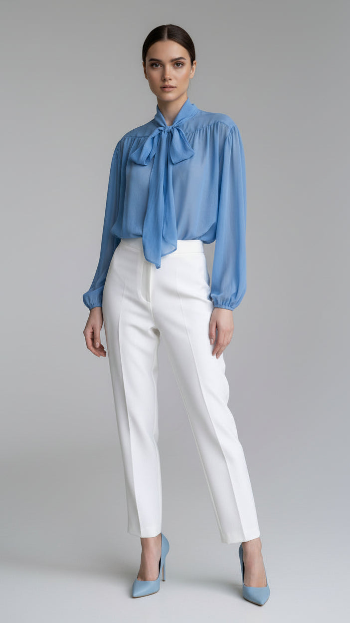 Blusa fluida con lazada frontal