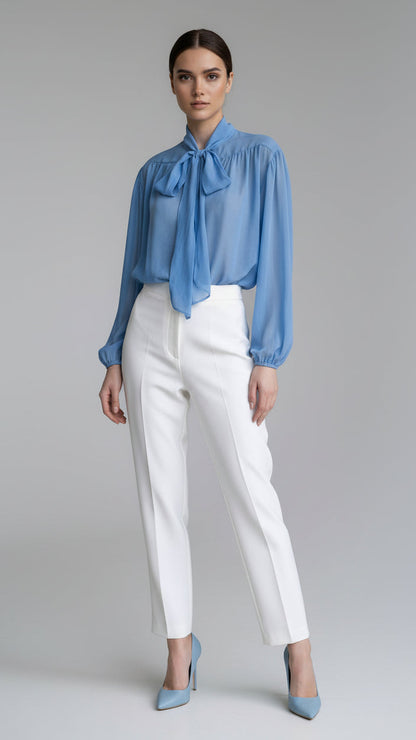 Blusa fluida con lazada frontal