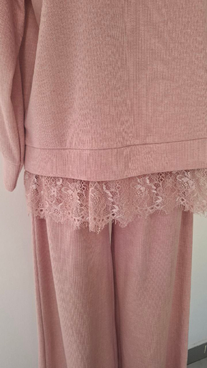 Conjunto de Punto de 2 Piezas con Encaje · Jersey y Pantalón · Talla Única