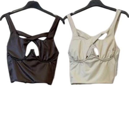 Haut en similicuir avec ouverture sur le devant